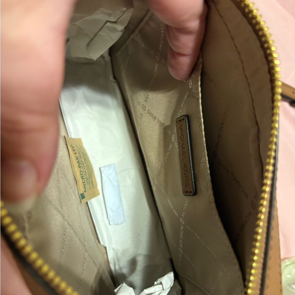 Michael Kors White and Brown Crossbody Bag with Gold-Tone Hardware - Picture 6 of 10
